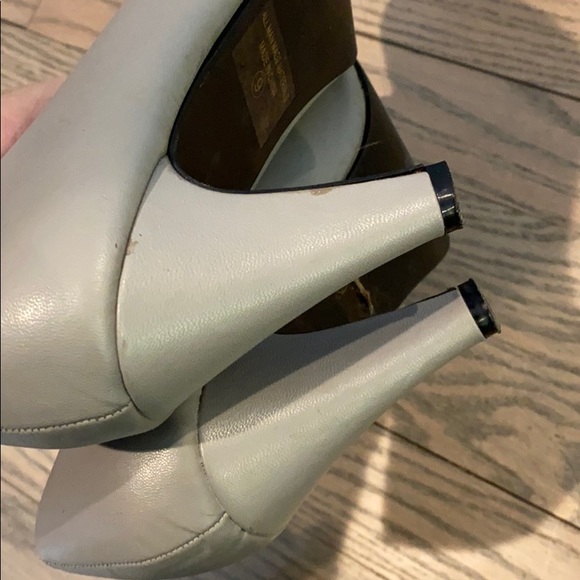 Modcloth Gray Heels - Picture 8 of 10